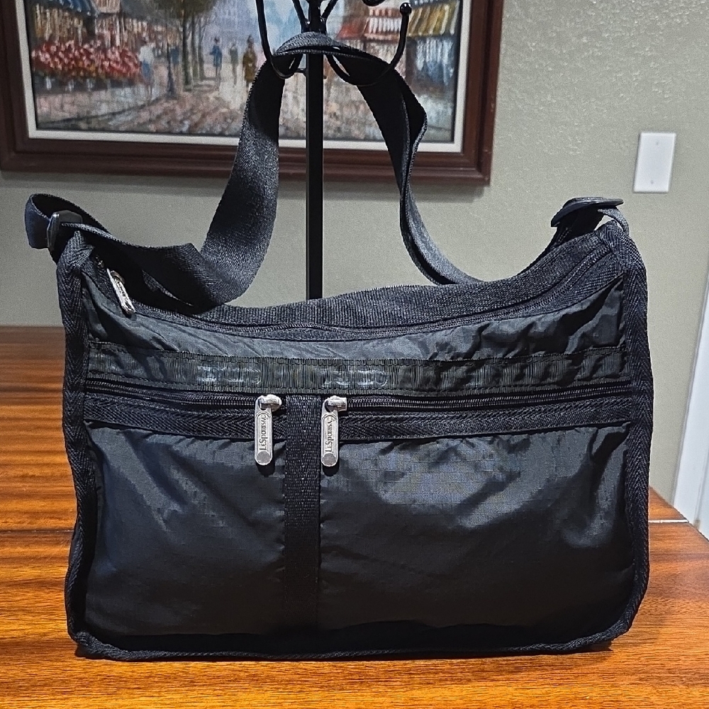 Lesportsac Nylon Messenger Crossbody Bag
